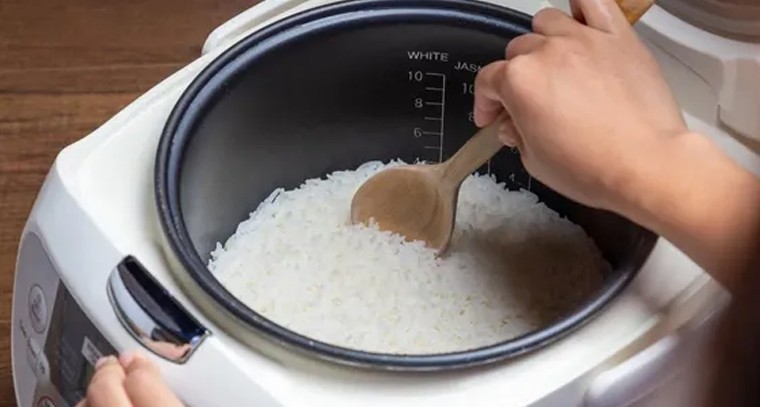 రైస్ కుక్కర్‌లో వంట ఎంత ప్రమాదమో తెలుసా..?