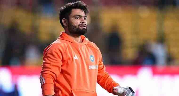 రింకు సింగ్ కి పితృవియోగం 
