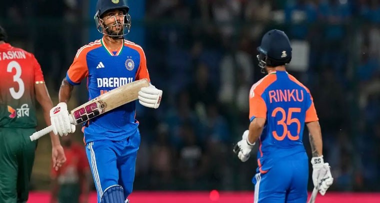 హాఫ్ సెంచరీలతో నితీష్, రింకూ వీరవిహారం