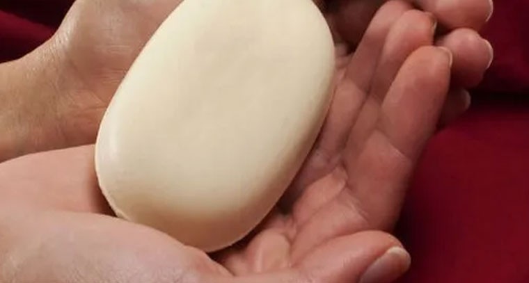 ఇంట్లో అందరూ స్నానానికి ఒక సబ్బే వాడుతున్నారా?.. ఎంత డేంజరో తెలుసా!