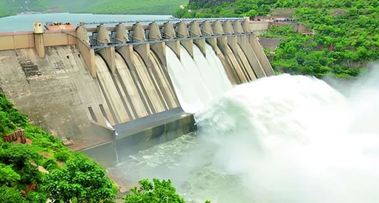 శ్రీశైలం జలాశయానికి కొనసాగుతున్న వరద