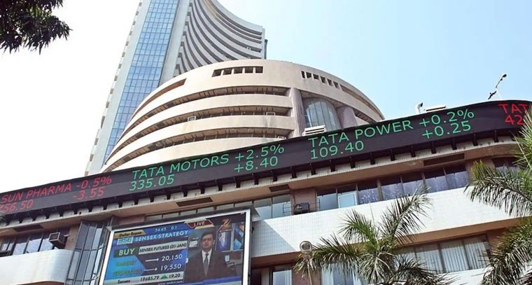 ఒడుదొడుకుల్లో దేశీయ మార్కెట్‌ సూచీలు