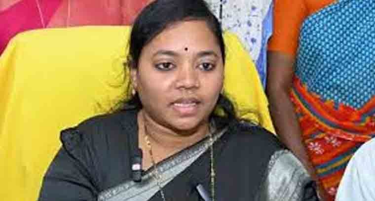 అనంతబాబు బెదిరింపులకు బెదిరే ప్రసక్తే  లేదు 
