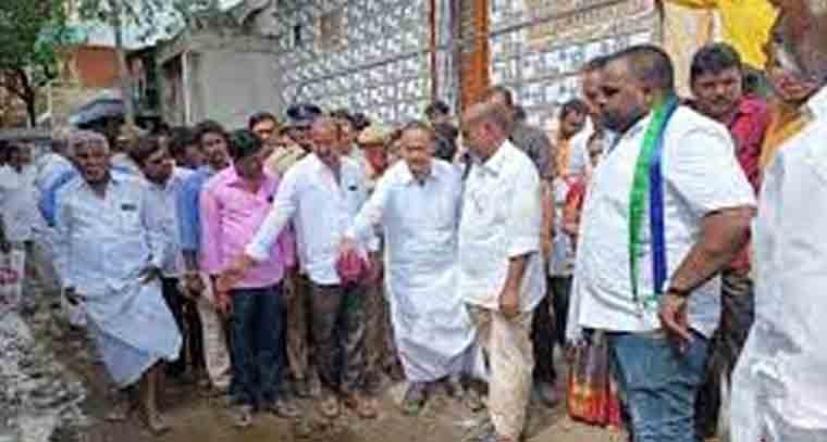 కూటమి పాలనలో రైతులు, సామాన్య ప్రజలు ఎవ్వరూ సుఖంగా లేరు 