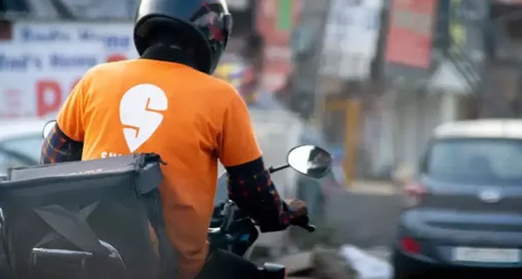 విజయవాడలో స్విగ్గీ స్పీడ్ డెలివరీ