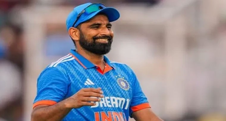 రేపే సెమీస్.. భారత్ కీలక బౌలర్ దూరం