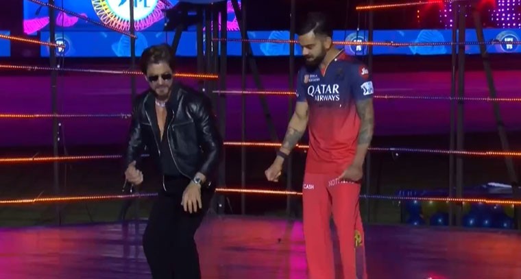 షారుక్‌తో కలిసి కోహ్లీ డ్యాన్స్