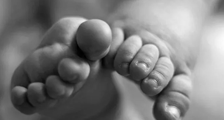 పులివెందులలో పది రోజుల శిశువు అదృశ్యం