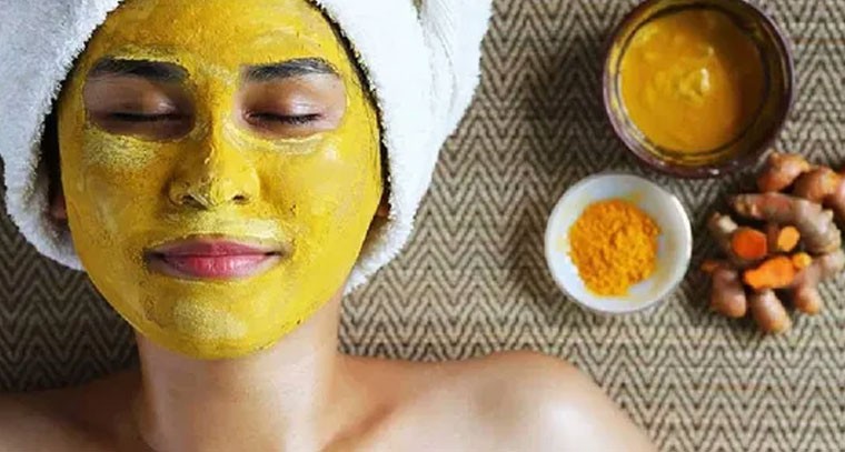 ముఖానికి పసుపు.. నిమ్మకాయతో కలిపితే ప్రమాదమే!