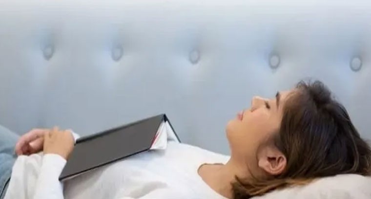 మధ్యాహ్నం చిన్న నిద్ర మేలు.. గంట దాటితే ప్రమాదమే!