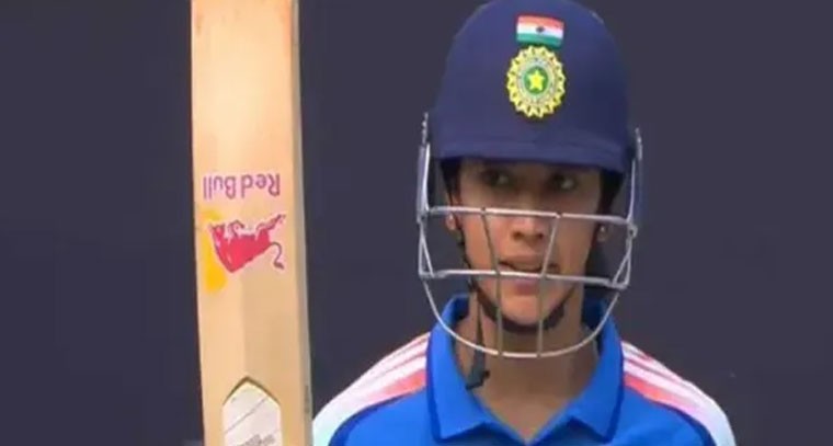 అదరగొట్టిన స్మృతి మంధాన.. భారత్ భారీ స్కోరు