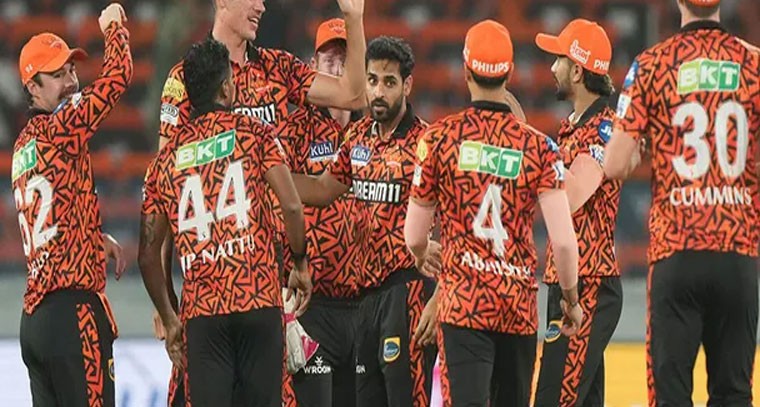 రస్సెల్ కోసం సన్‌రైజర్స్ హైదరాబాద్ పోటీ?