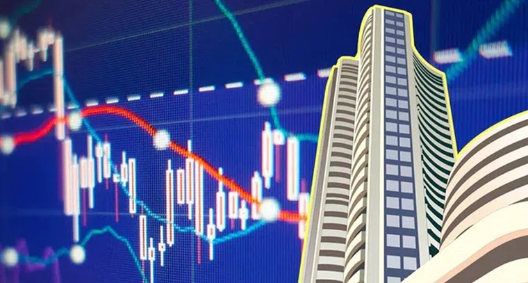 స్వల్ప లాభాల్లో పయనిస్తున్న సూచీలు

