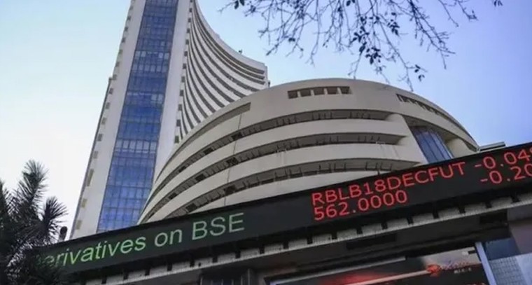 భారీ నష్టాల్లో స్టాక్‌ మార్కెట్లు