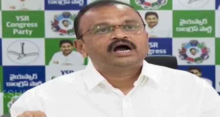 రాష్ట్రంలో పోలీస్ వ్యవస్థ గాడి తప్పిందనటానికి డీజీపీ మాటలే నిదర్శనం 