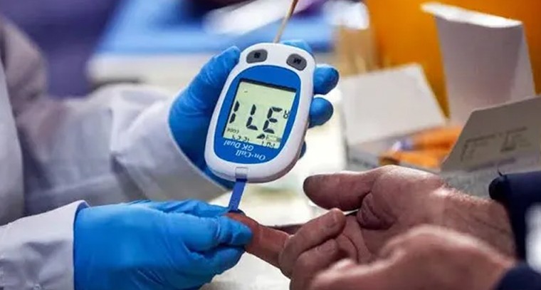 దేశ వ్యాప్తంగా సగం మందికి షుగర్.. టాప్ 10​లో తెలంగాణ