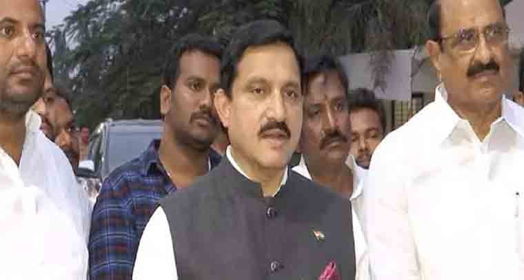 భౌతిక దాడులకు పాల్పడటం ప్రజాస్వామ్య స్ఫూర్తికి విరుద్ధం 