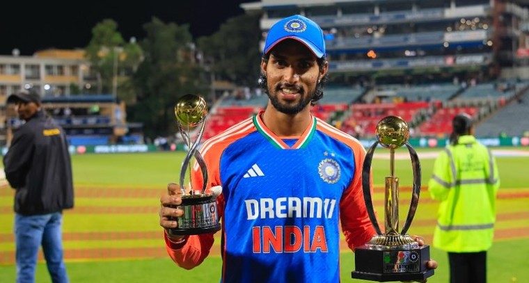 కోహ్లి రికార్డు బ్రేక్‌ చేసిన తిలక్ వర్మ