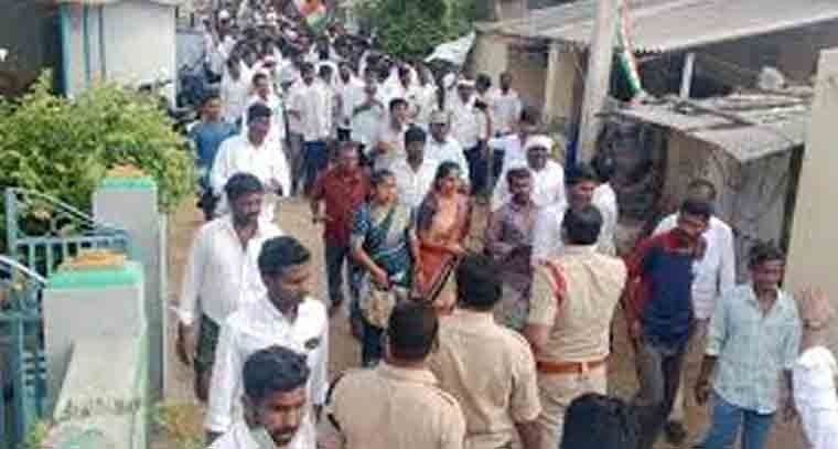 ఫోర్జరీ డాక్యుమెంట్లతో వందల కోట్ల కుంభకోణానికి పాల్పడ్డారు 