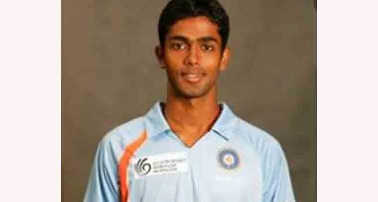 ఐపీఎల్ లో అంపైర్ గా తన్మయ్ శ్రీవాస్తవ
