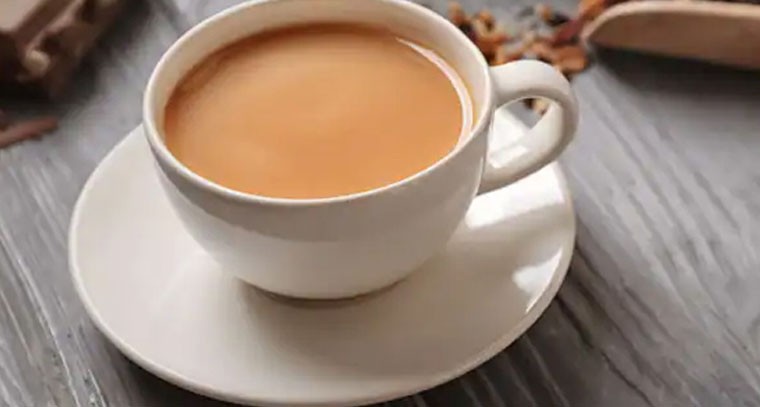  ఖాళీ కడుపుతో టీ తాగితే ఏమి జరుగుతుందో ... 