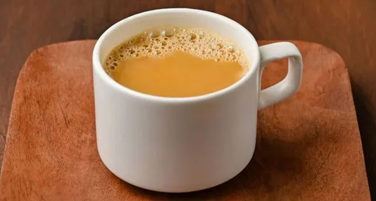 పరగడుపున టీ తాగితే ప్రమాదమే: వైద్యుల హెచ్చరిక