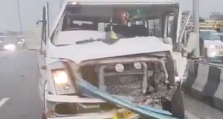 బైకును ఢీకొట్టిన టెంపో.. ముగ్గురు మృతి