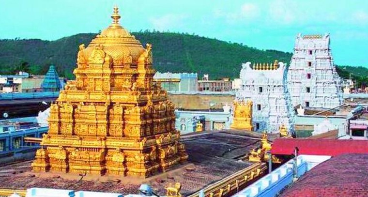 శ్రీవారి దర్శనానికి 18 గంటల సమయం