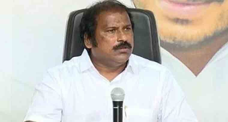 లిక్కర్‌ స్కాం అంటూ మాపై బురద చల్లాలని చూస్తున్నారు 
