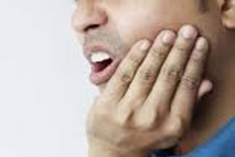 పంటి నొప్పి సమస్యకు చెక్ పెట్టండి

