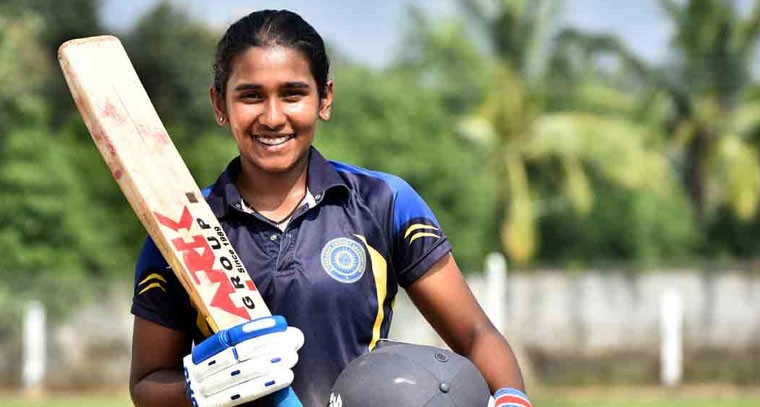 తండ్రి కోసం ప్రపంచ రికార్డ్ సృష్టించిన తెలుగమ్మాయి త్రిష గొంగడి!