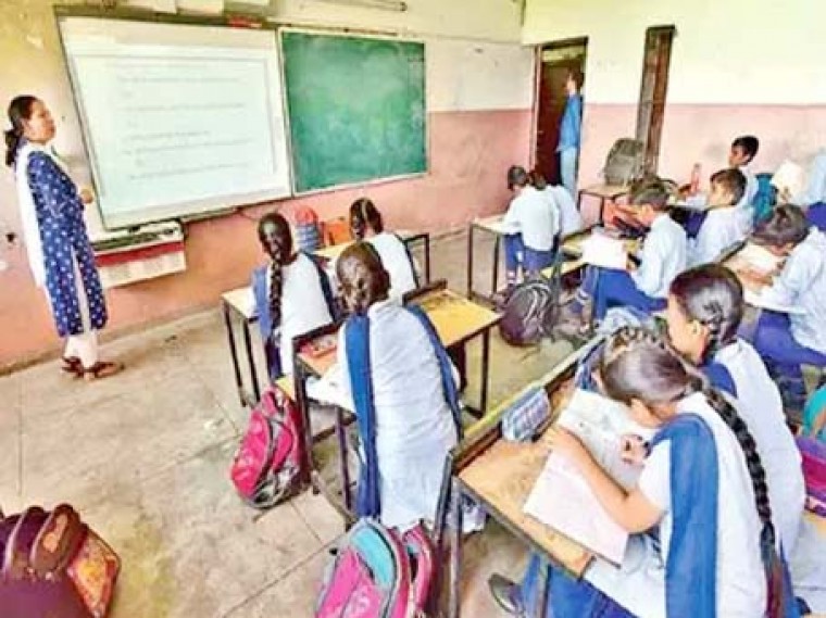 స్కూళ్లపై కేంద్రం కీలక ఆదేశాలు 