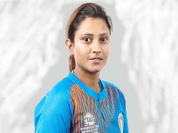 మహిళ క్రికెటర్ బ్యాగ్ ను దొంగిలించిన దుండగలు 