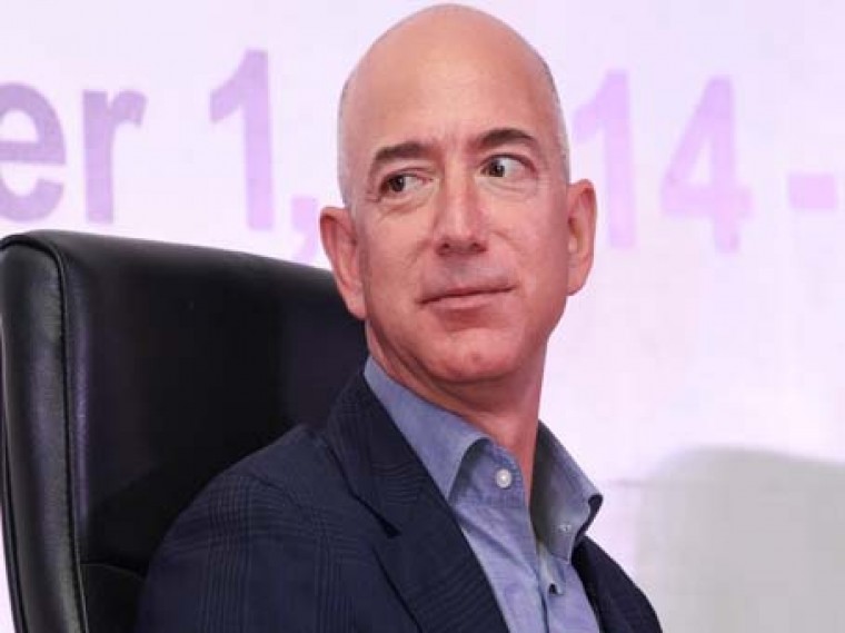 ద్రవ్యోల్బణం ఎఫెక్ట్.. ఒక్కరోజే 80 వేల కోట్ల నష్టపోయిన అమెజాన్ అధినేత