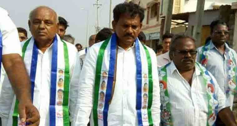 పవన్ మాన‌సిక స్థితి బాగోలేకే పిచ్చి వాగుడు వాగుతున్నాడు 
