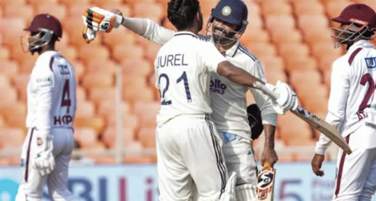 విండీస్‌పై భారీ ఆధిక్యం.. ఇన్నింగ్స్‌ డిక్లేర్‌ చేసిన టీమ్‌ఇండియా