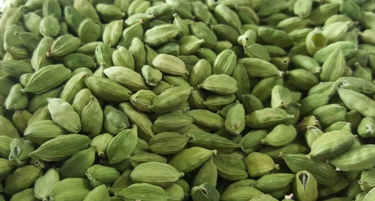  యాలకులతో గుట్టలాంటి పొట్టను కరిగించేయవచ్చు !