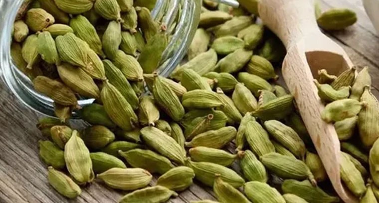 యాలకులతో ఎన్ని ప్రయోజనాలో!