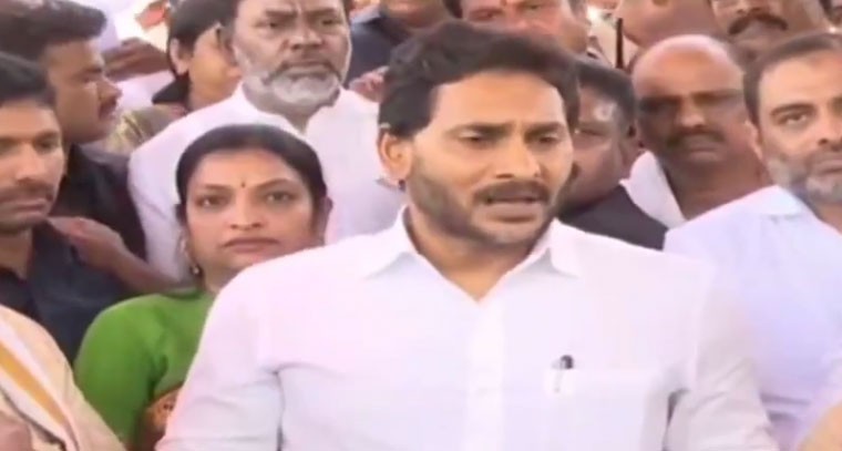 మురళీ నాయక్‌ కుటుంబానికి రూ.25 లక్షలు ఆర్థిక సాయం: వైసీపీ