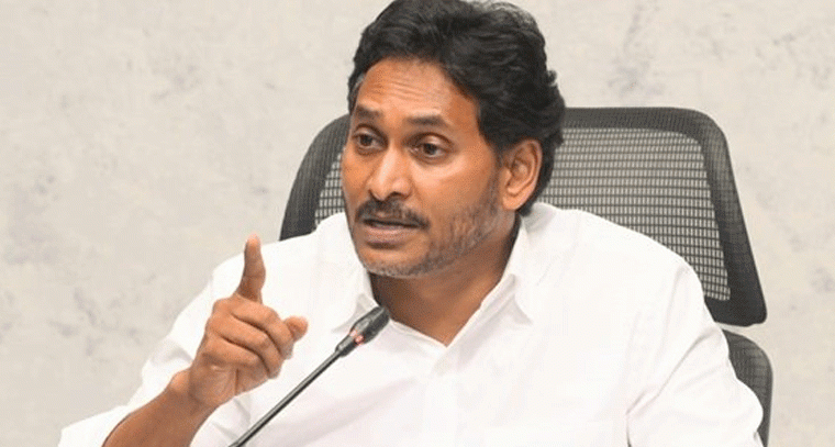 ట్విట్టర్ వేదికగా సీఎం చంద్రబాబుపై జగన్ తీవ్ర ఆరోపణలు