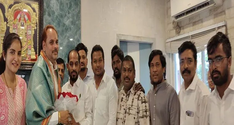 జిల్లా యువజన విభాగం కార్యవర్గ సభ్యునిగా తోట వాసు నియామకం