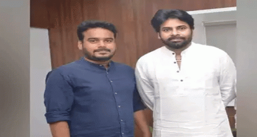 పవన్ అభిమాని గేదెల చైతన్యకు పాతపట్నం టిక్కెట్‌