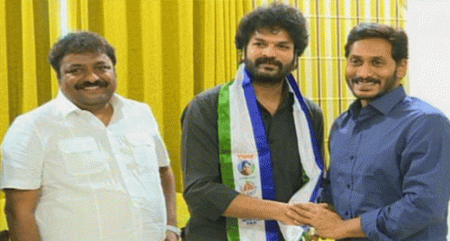 వైసీపీ తీర్థం పుచ్చుకున్న‌ దాసరి అరుణ్