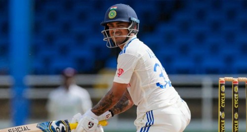 రైలు ఎక్కేందుకు ప్రయత్నిస్తూ కిందపడి యువనటి దుర్మరణం
