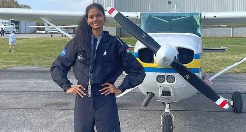 చరిత్ర సృష్టించిన తెలుగమ్మాయి...!