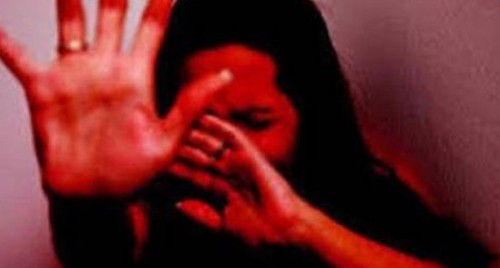 పిల్లలకు దగ్గరై..ఆ తర్వాత మహిళ పై
