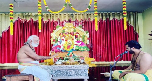 కేంద్రం సంచలన నిర్ణయం..వాటి ధరలకు రెక్కలు
