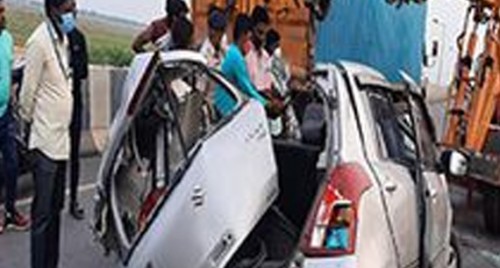 రోడ్డు ప్రమాదం ముగ్గురు మృతి
