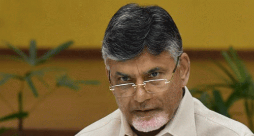 జగన్‌ ఇంకెన్నో వేషాలు వేస్తారు: చంద్రబాబు