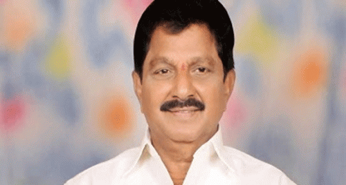 టిడిపికి సిట్టింగ్‌ ఎమ్మెల్యే వరుపుల రాజీనామా